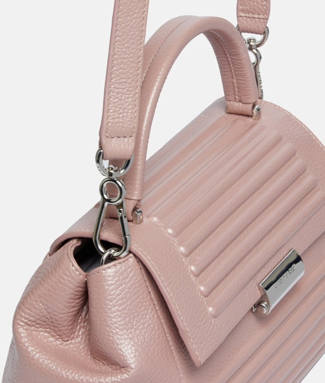 Mandarina Duck Leather handbag